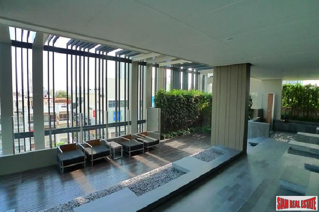 Blocs 77 | One Bed on High Floor with Serene Green, Canal and City Views at Sukhumvit 77, Onnut-19