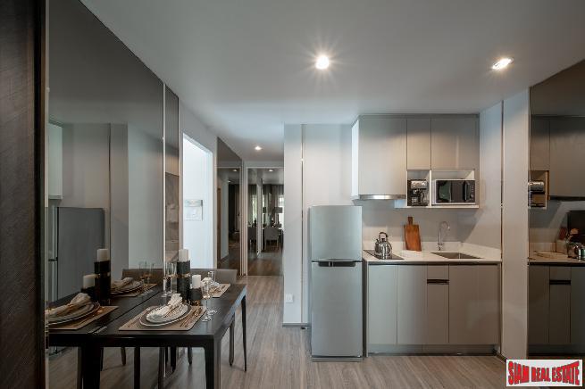 Just Completed Luxury High-Rise Condo with 360 Roof Pool at Victory Monument, Phaya Thai - Two Bed Units-9