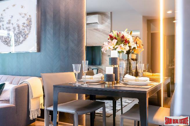 Just Completed Luxury High-Rise Condo with 360 Roof Pool at Victory Monument, Phaya Thai - Two Bed Units-19