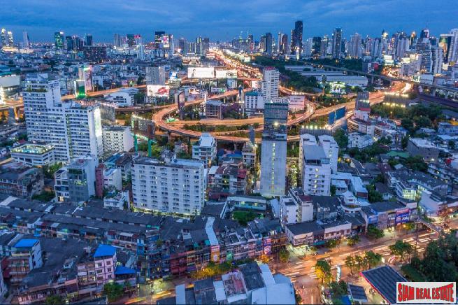 Just Completed Luxury High-Rise Condo with 360 Roof Pool at Victory Monument, Phaya Thai - Two Bed Units-28