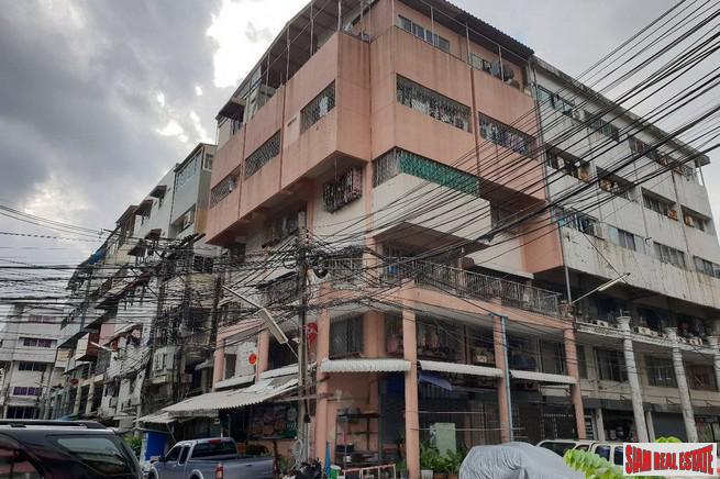 Excellent Business Investment Property with 20 Units in Phra Khanong-0