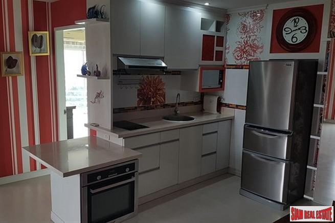 City Living Ratchada | Bright and Colorful Two Bedroom for Sale a Short Distance to MRT Huai Khwang-7