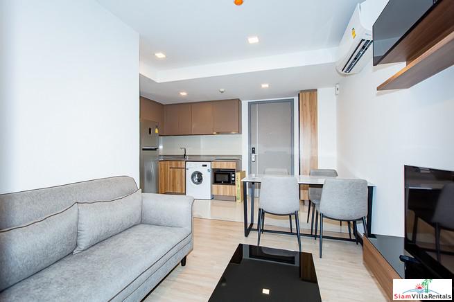 Taka Haus Ekamai 12 | Nicely Decorated and Fully Furnished Two Bedroom Condo for Rent-5