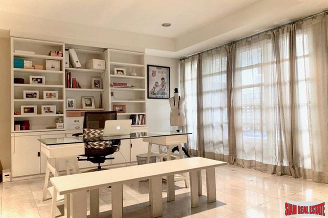 Natural Place | Extra Large Three Bedroom Family-Style House for Sale in Secure Phrom Phong Compound-1