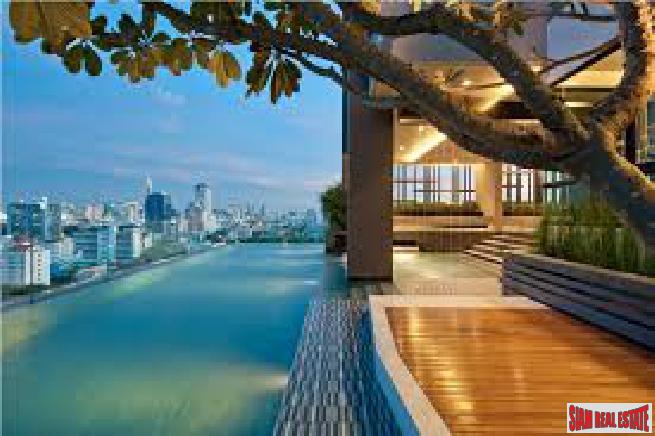 The Vertical Aree by Sansiri | Beautiful Fully Decorated Condominium in Ari - 300m. from BTS-18