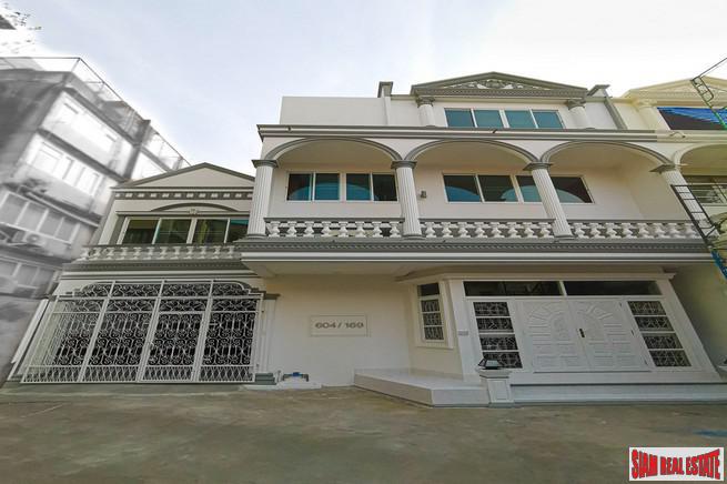 Three Storey Six Bedroom Home for Sale in an Excellent Sathupradit-Rama 3 Location-0