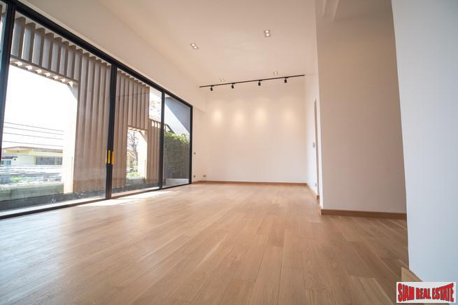 Brand New Single House with Swimming Pool - Good for Office or Residence-10