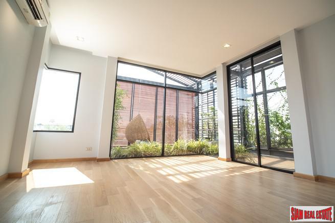 Brand New Single House with Swimming Pool - Good for Office or Residence-21