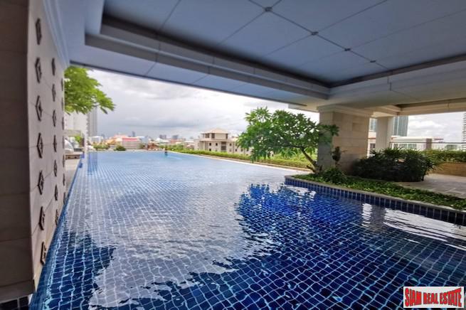 Baan Sathorn Chaophraya | Exceptional River Views from this Two Bedroom Condo for Sale in Saphan Taksin-5
