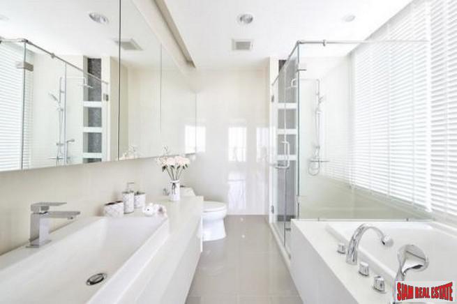 Menam Residence | Fantastic River & City Views from this 48th Floor Three Bedroom Condo for Sale-13