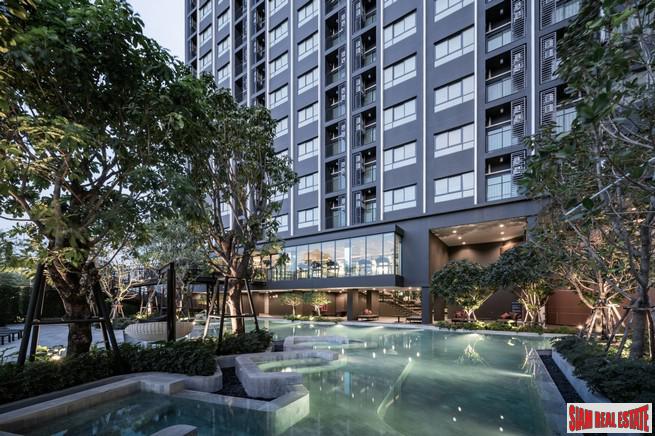 Newly Completed High-Rise at New Rama 9 Area on Ramkhamhaeng Road 9 Close to MRT by Leading Thai Developers - 1 Bed Units - Up to 10% Discount!-0