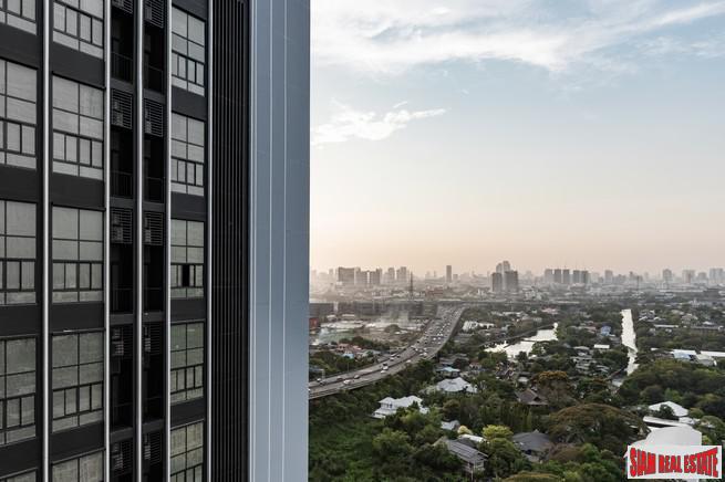 Newly Completed High-Rise at New Rama 9 Area on Ramkhamhaeng Road 9 Close to MRT by Leading Thai Developers - 1 Bed Units - Up to 10% Discount!-3