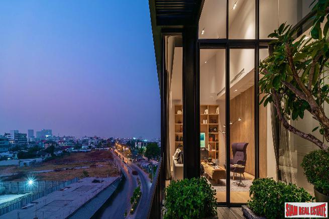 Luxury Development of 5 Newly Completed 5 Storey Home Offices at Phatthanakan, Suan Luang-12