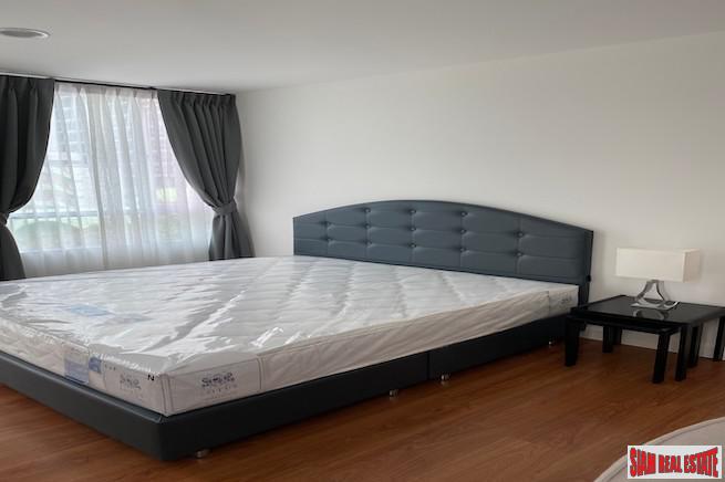 Centric Scene Aree 2 | New High Quality Three Bedroom Contemporary Condo for Rent in Ari Low-rise-4