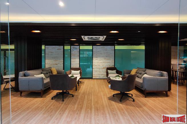 Ready to Move in Resort Style Low-Rise Condo next to Canal at Sukhumvit 50, BTS Onnut - 2 Bed Units - Up to 33% Discount and Full Furnished!-7