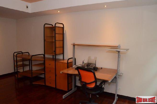 Supreme Elegance | Beautiful 2 Bed Condo with Big Balcony for Sale in Low-Rise Boutique Building at Nanglinchi Road, Sathorn-11