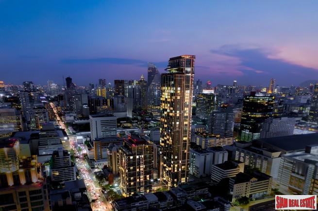 Newly Completed Ultra Luxury High-Rise Condo at Chidlom in the Pathumwan Area -Discount and Rental Guarantee 5% for 2 Years! 2 Bed Units