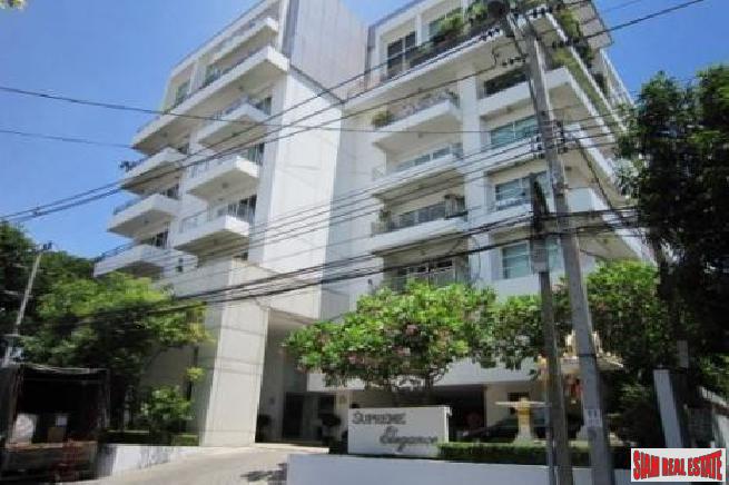 Supreme Elegance | Beautiful 2 Bed Condo with Big Balcony for Sale in Low-Rise Boutique Building at Nanglinchi Road, Sathorn-4