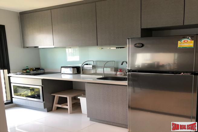 Rhythm Sukhumvit 36-38 | 1 Bed Fully Furnished on the 11th Floor with City Views at Thong Lor-2