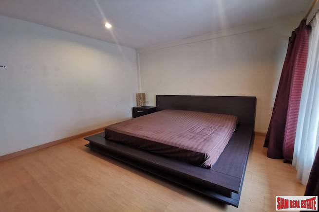 Three Storey Three Bedroom Townhouse for Sale in a Quiet Sukhumvit 39 Location-14