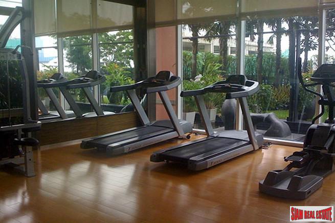 Fullerton Sukhumvit | Two Bedroom Private Corner Condo with City Views for Sale in Thong Lo - Pet Friendly!-7