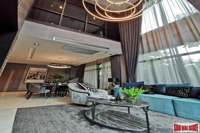 Luxury 4 Bed Show House for Sale in Exclusive Estate with Clubhouse at Bangchak Sukhumvit, close to BTS Phunnawithee-1
