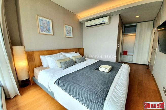 The Lumpini 24 | Fantastic City Views and Excellent Facilities - Two Bedroom Condo for Sale on Sukhumvit 24-7