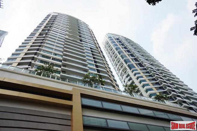 Bright Sukhumvit 24 | Two Bedroom Condo for Sale in a Nice Lively Residential Alley on Sukhumvit 24-1