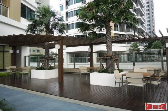 Bright Sukhumvit 24 | Two Bedroom Condo for Sale in a Nice Lively Residential Alley on Sukhumvit 24-4