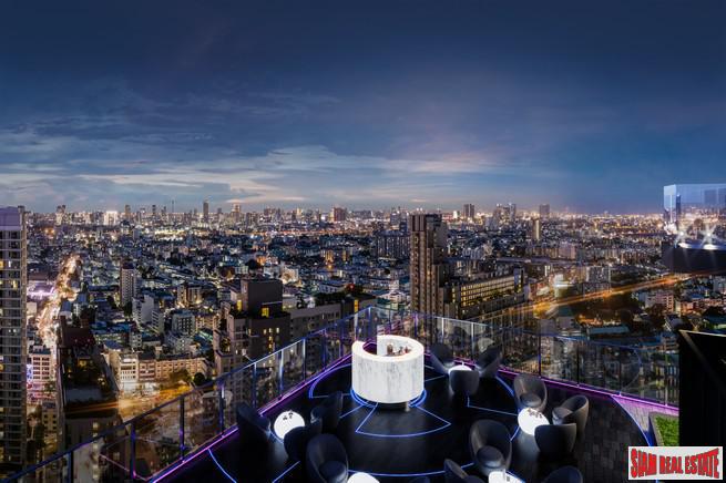 Pre-Sale of Hot New Luxury High-Rise Condo of Loft Units at the New Central Business District next to MRT Huai Khwang - 2 Bed Loft Units - Free Full Furniture and Discount!-9