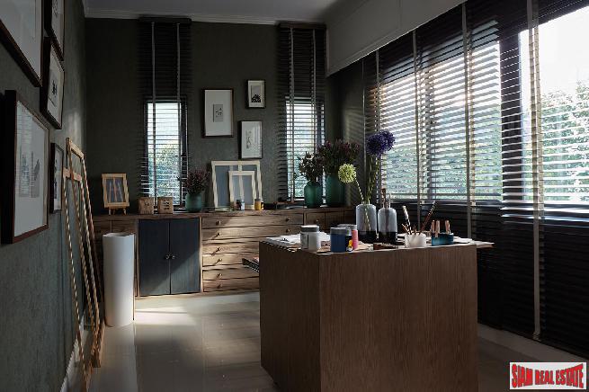 Modern Luxury Villa Estate by Leading Thai Developers at Krungthep Kreetha - 5 Bed Homes-15