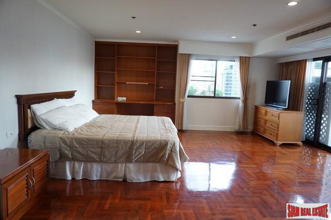 Kallista Mansion | Large Luxury Three Bedroom + Maids Room in Well Maintained Nana Property - Pet Friendly!-9