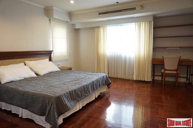 Kallista Mansion | Large Luxury Three Bedroom + Maids Room in Well Maintained Nana Property - Pet Friendly!-14