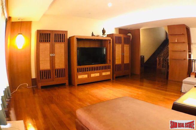 Noble House Thonglor 25