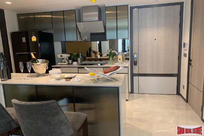 Newly Completed Ultra Luxury Low-Rise Condo at Sukhumvit 61, Ekkamai - 2 Bed Units - Up to 20% Discount and Fully Furnished!-19