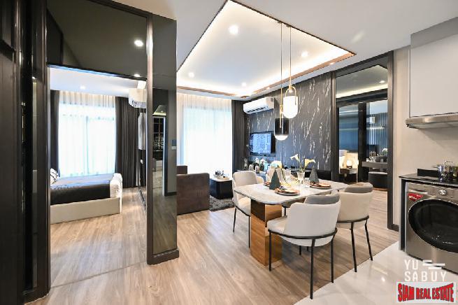 New Luxury Neo Classic Designed High-Rise at Charoennakorn close to Icon Siam, BTS Gold Line and the Riverside - 1 Bed Units - BitCoin Accepted as Payment!-23