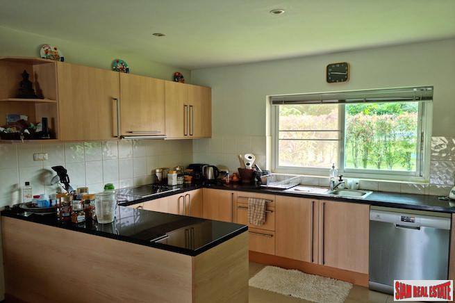 Loch Palms Garden Villas | Two Bedroom Lake View House for Sale on the Golf Course-8