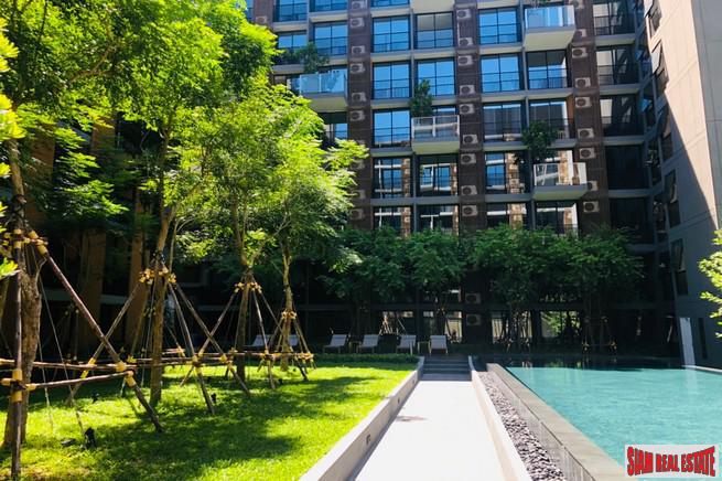 Newly Completed Quality Low-Rise Condo by Leading Thai Developers at Sukhumvit 42, Ekkamai - 2 Bed Units | 20% Discount and Fully Furnished!-0