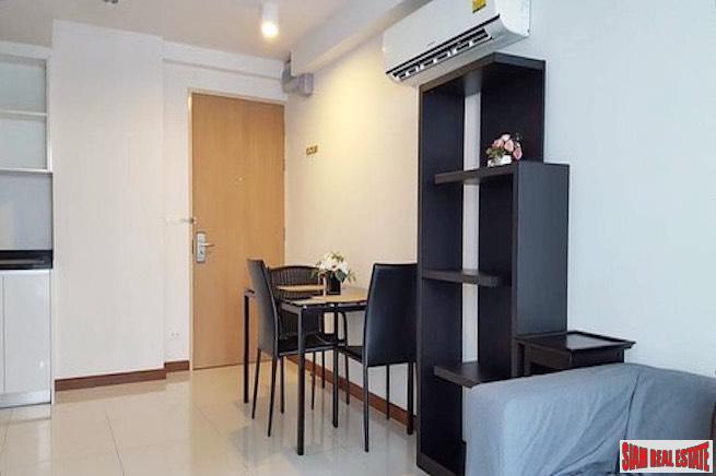 Le Cote | Cozy One Bedroom for Sale in Thonglor and Only 200 m. to the MRT-6