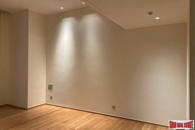 Beatniq Sukhumvit 32 | Two Bedroom + 1 Study room Condo for Rent with Unblocked City Views in Thong Lo-11