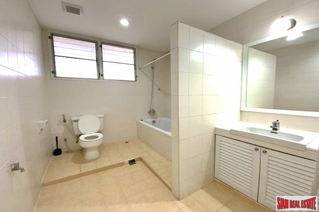 TPJ Condominium | Pet Friendly Extra Large Three Bedroom for Sale in Phrom Phong-9