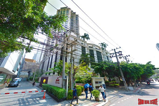 Baan Piya Sathorn | Large Two Bedroom Corner Unit for Sale only 10 Minutes from Lumpini Park-15