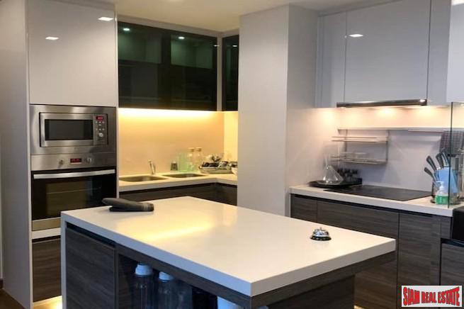 Ivy Ampio Condominium | Elegant Three Bedroom Duplex for Sale on Fantastic Ratchadapisek Road-13