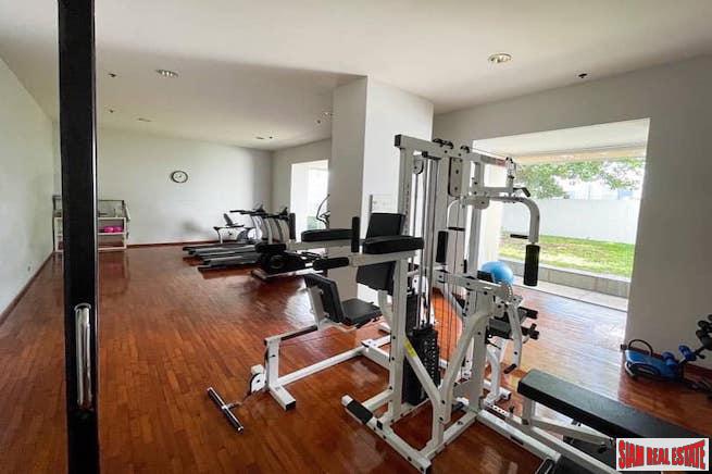 Icon III | Big & Sunny One Bedroom Corner Unit with Unobstructed City Views for Sale - Thong Lo-3