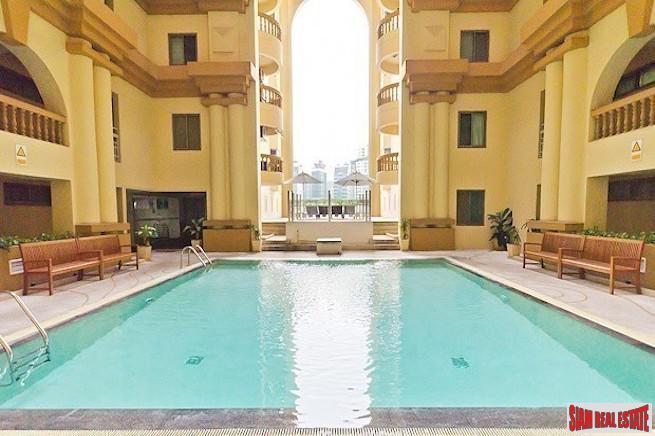 Royal Castle Sukhumvit 39 | Spacious Three Bedroom Condo with Built-in Furniture for Rent in Phrom Phong-0