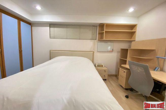 Royal Castle Sukhumvit 39 | Spacious Three Bedroom Condo with Built-in Furniture for Rent in Phrom Phong-2