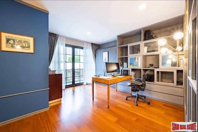 Quarter 31 | Four Bedroom Top-Class Courtyard Villa for Sale in Phrom Phong-15
