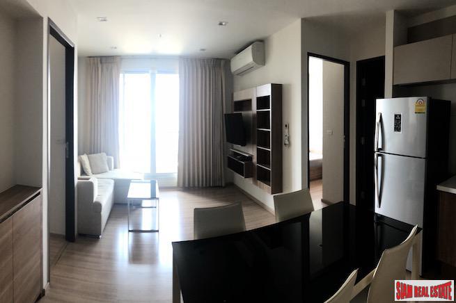 Rhythm Sathorn | Furnished Two Bedroom Condo with Beautiful City Views for Sale in Sathorn-9