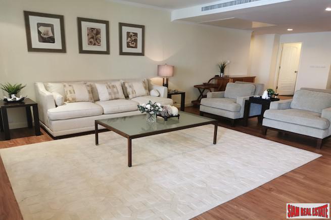 Las Colinas | Elegant & Spacious Two Bedroom Condo for Sale in Asoke-2