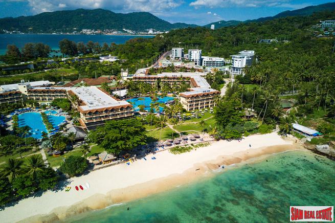 Absolute Twin Sands | Fantastic One Bedroom Penthouse with 180 Degree Sea Views for Sale in Patong-0